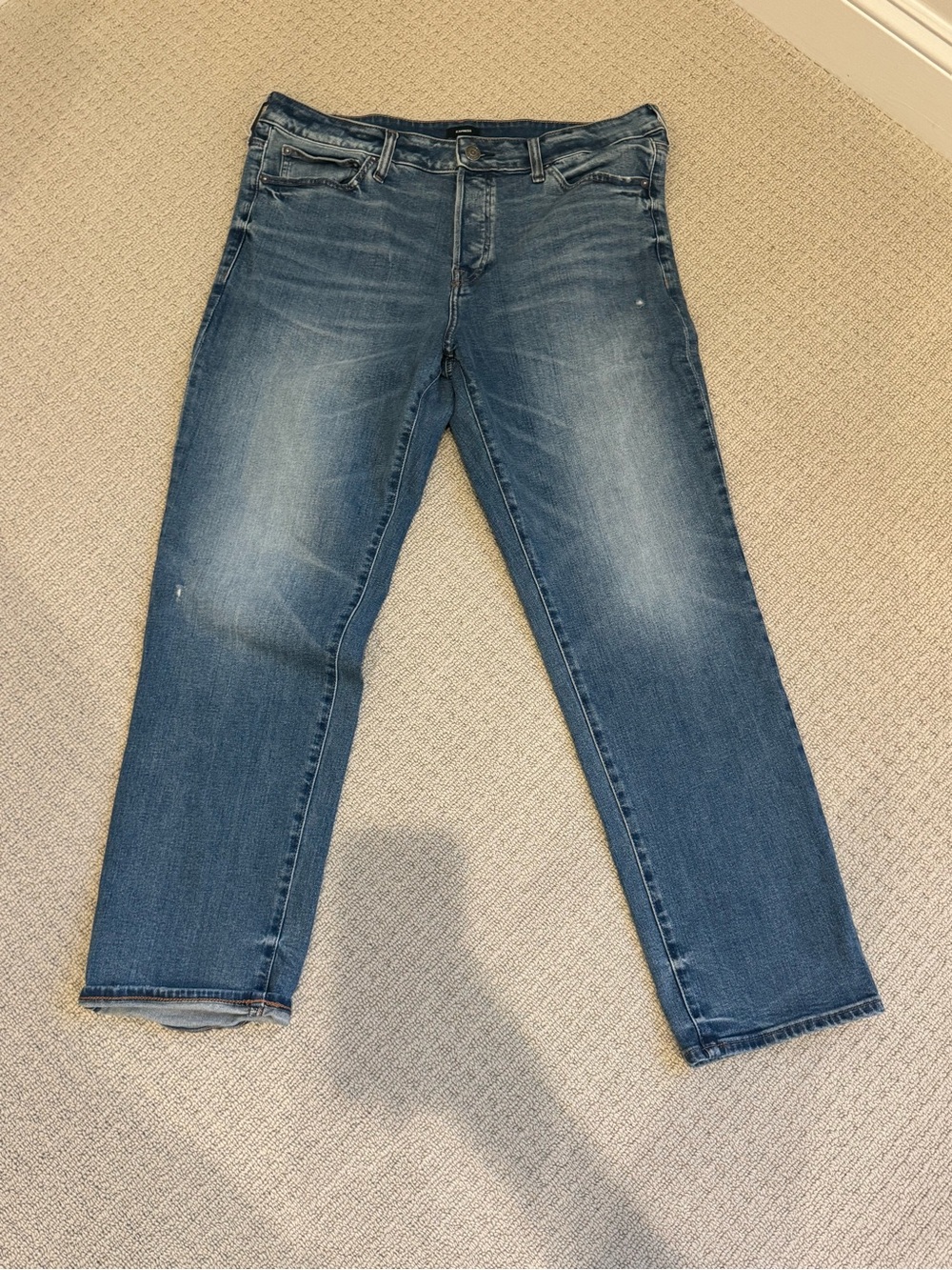 Express Men’s Straight Leg Jeans 36x32 Medium Wash